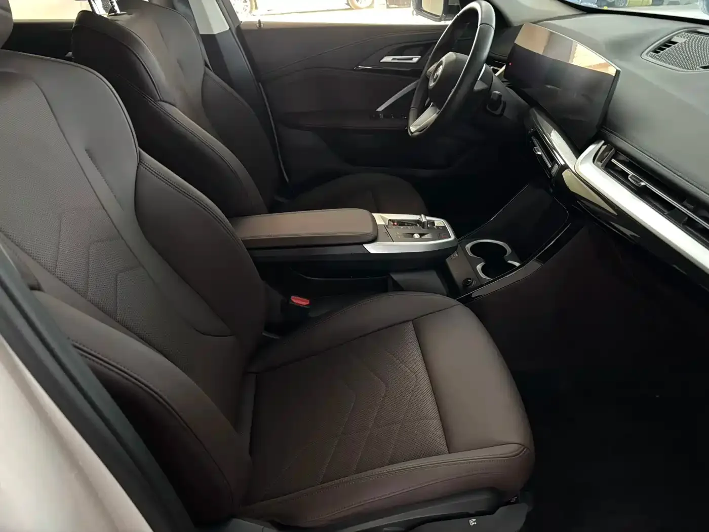 BMW BMW X1 2023 sDrive20Li X Design Package — Фото автомобиля 10
