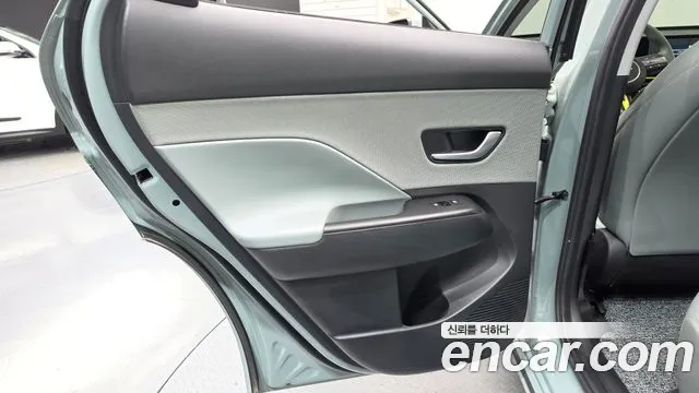 Hyundai Kona SX2 — Фото автомобиля 14