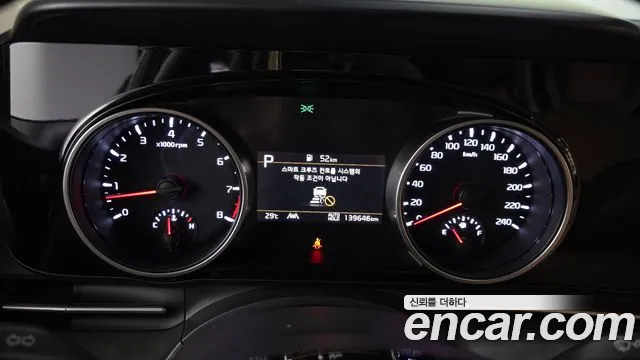 Kia Canival Carnival 4 поколение Бензин 9 мест Prestige — Фото автомобиля 8