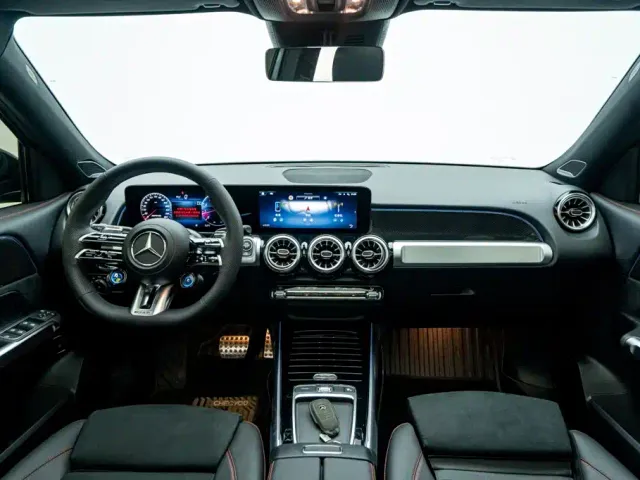 Mercedes-Benz GLB AMG — Фото автомобиля 11