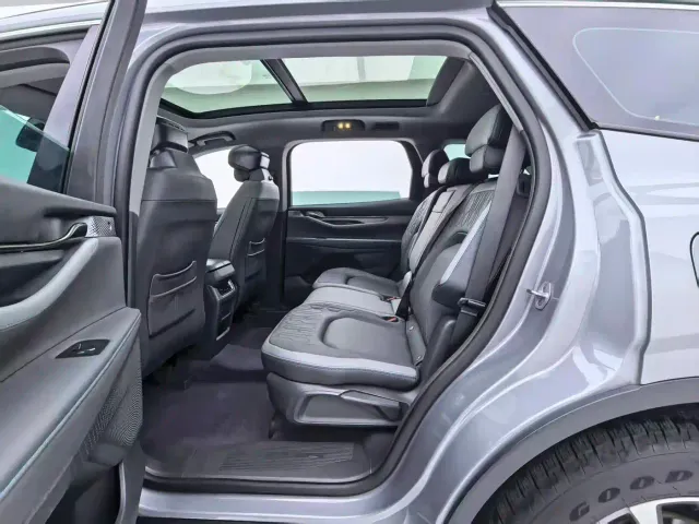 Ford Edge — Фото автомобиля 15