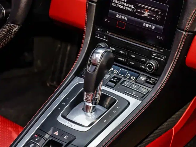 Porsche 718 — Фото автомобиля 14