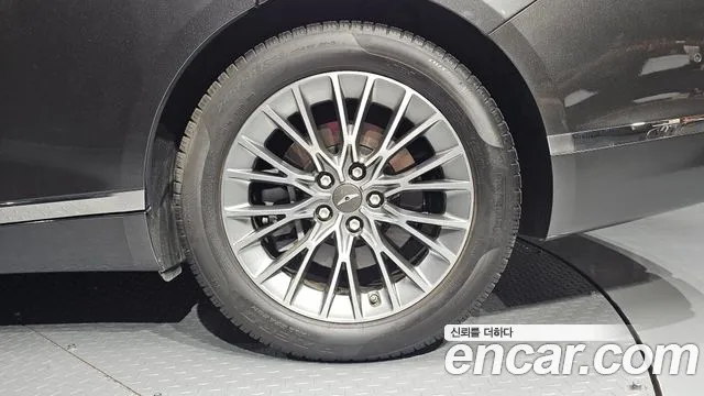 Genesis G80 RG3 — Фото автомобиля 6