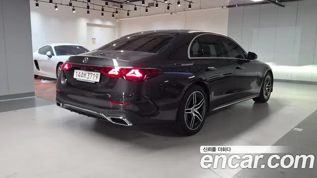 Mercedes-Benz E-Class W214 — Фото автомобиля 4