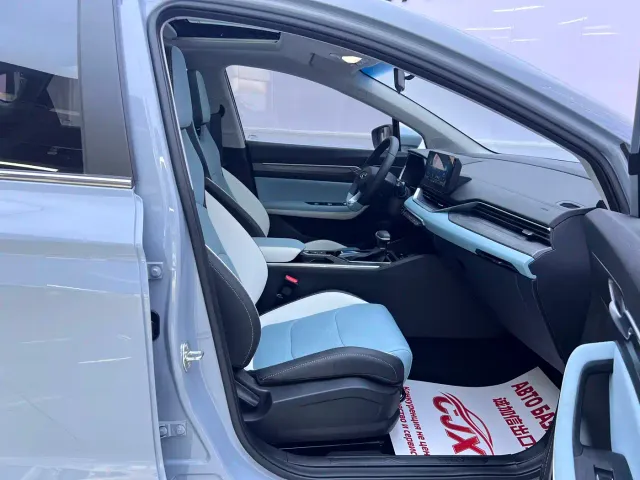 Geely Emgrand S — Фото автомобиля 18