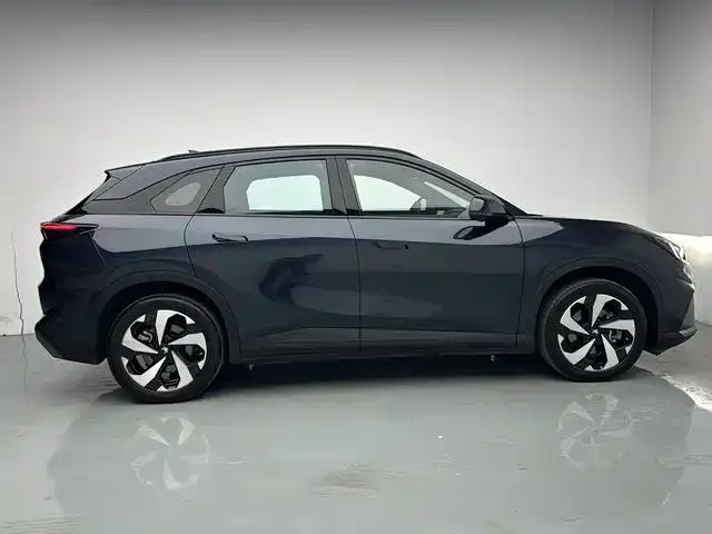 Arcfox Alpha T5 — Фото автомобиля 4
