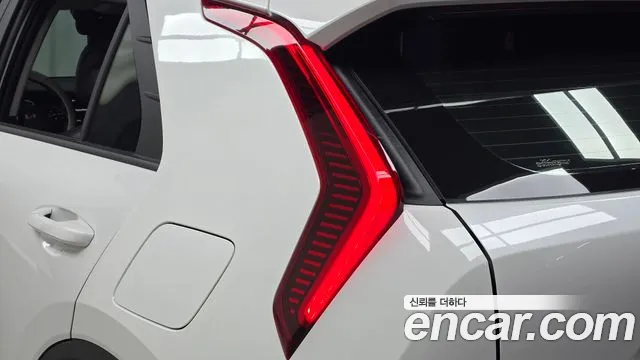 Kia Niro The All New — Фото автомобиля 8