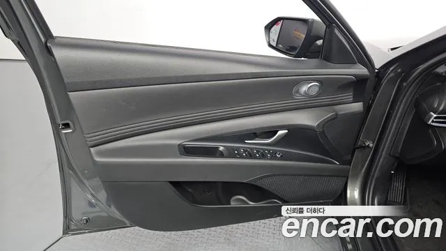 Hyundai AVANTE Новый Avante (CN7) — Фото автомобиля 24