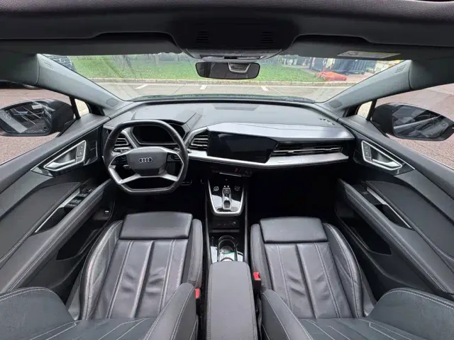 Audi Q4 e-tron — Фото автомобиля 18