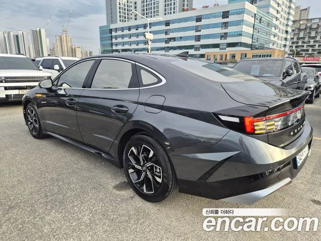 Hyundai Sonata — Фото автомобиля 4
