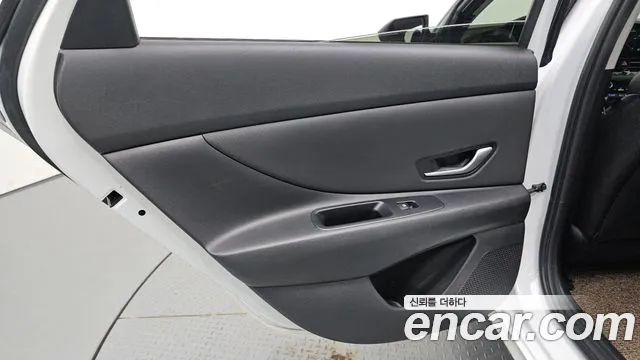Hyundai AVANTE Avante (CN7) — Фото автомобиля 25
