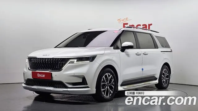 Фотография автомобиля — Kia Carnival Generation 4