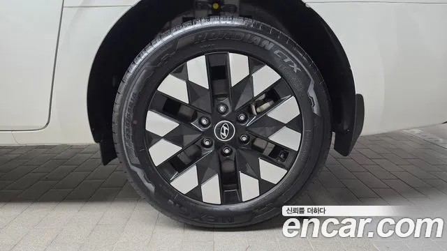 Hyundai Staria Staria — Фото автомобиля 21