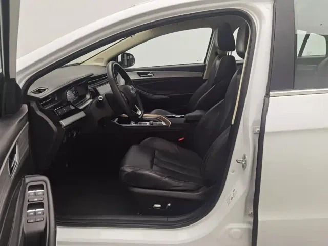 Chery Arrizo 5 PLUS — Фото автомобиля 10