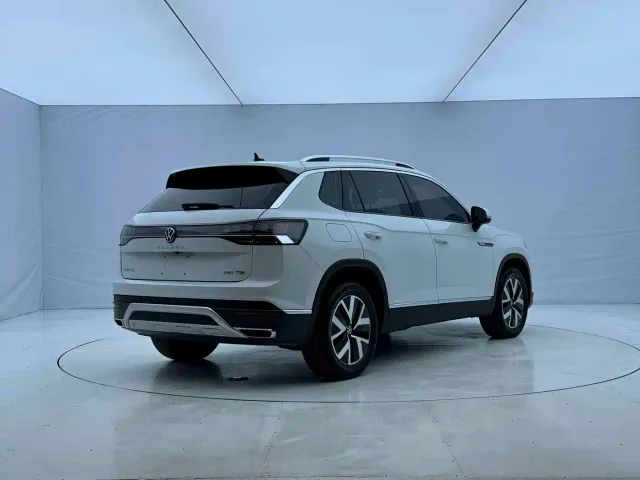 Volkswagen Tayron — Фото автомобиля 6