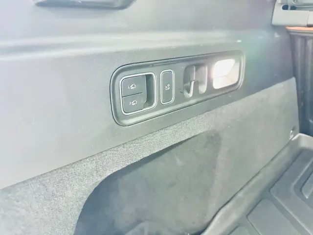 Li Auto L7 — Фото автомобиля 22