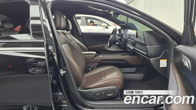Hyundai Ioniq6 — Фото автомобиля 24