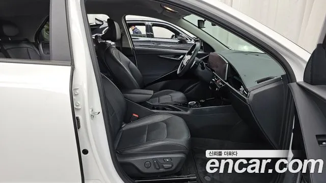 Kia Niro New — Фото автомобиля 17
