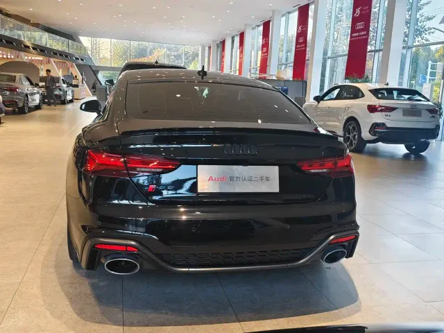 Audi RS 5 — Фото автомобиля 3