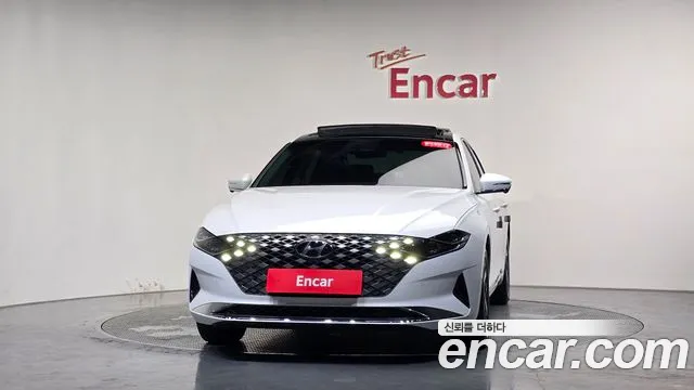 Hyundai Grandeur — Фото автомобиля 3