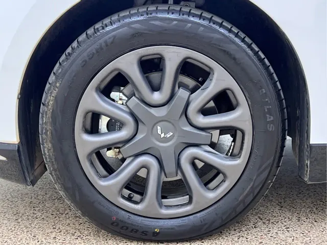 Wuling Starlight — Фото автомобиля 9
