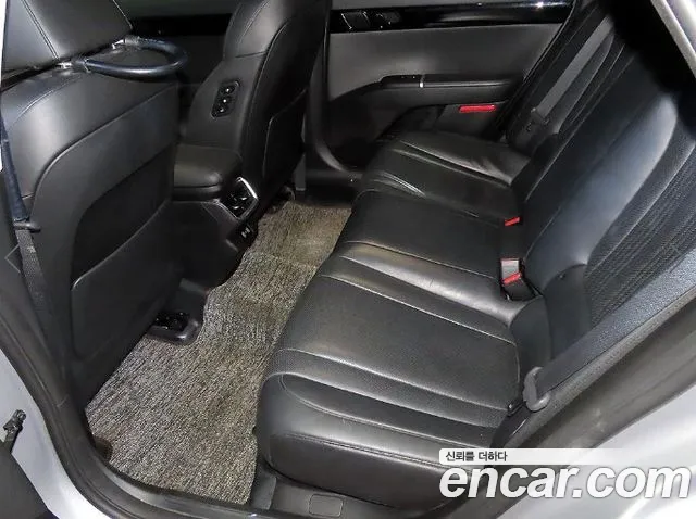Hyundai Grandeur GN7 — Фото автомобиля 7