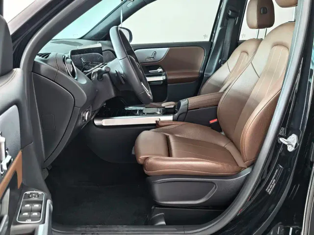 Mercedes-Benz GLB-Class — Фото автомобиля 12