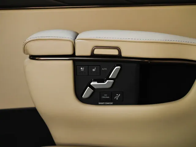 Toyota Alphard — Фото автомобиля 19