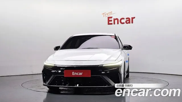 Hyundai Avante CN7 — Фото автомобиля 3