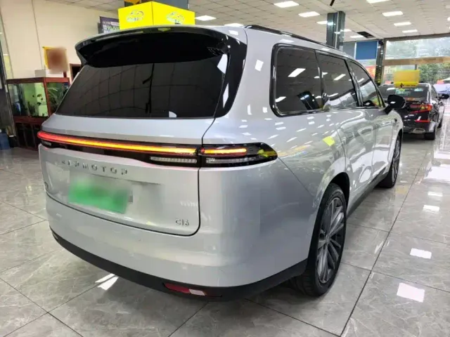 Leapmotor C16 — Фото автомобиля 6