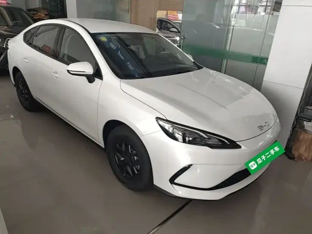 BYD Seal 05 DM-i — Фото автомобиля 3