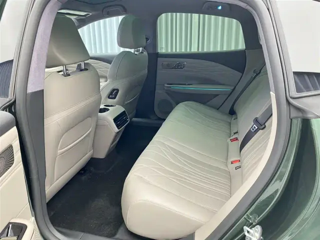 Geely Galaxy Xingyao 8 — Фото автомобиля 10
