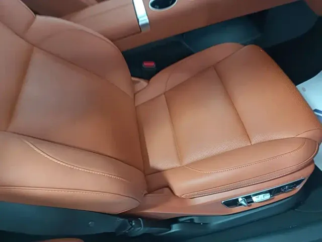 Li Auto L7 — Фото автомобиля 24