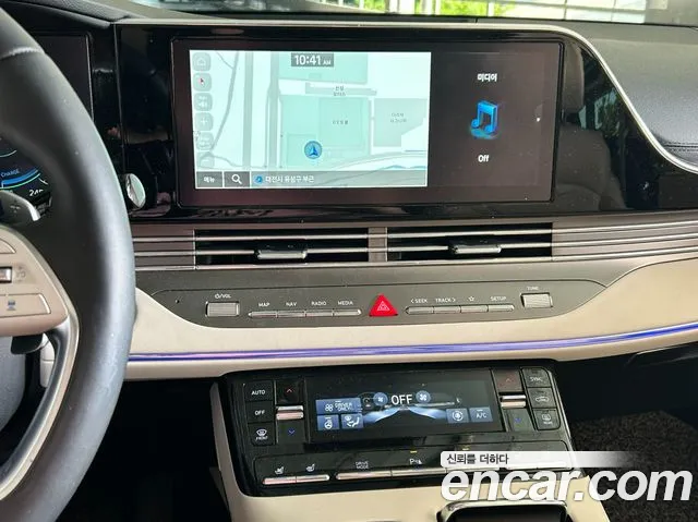 Hyundai Grandeur Grandeur (New) Hybrid — Фото автомобиля 10