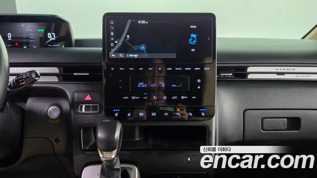 Hyundai Staria — Фото автомобиля 12