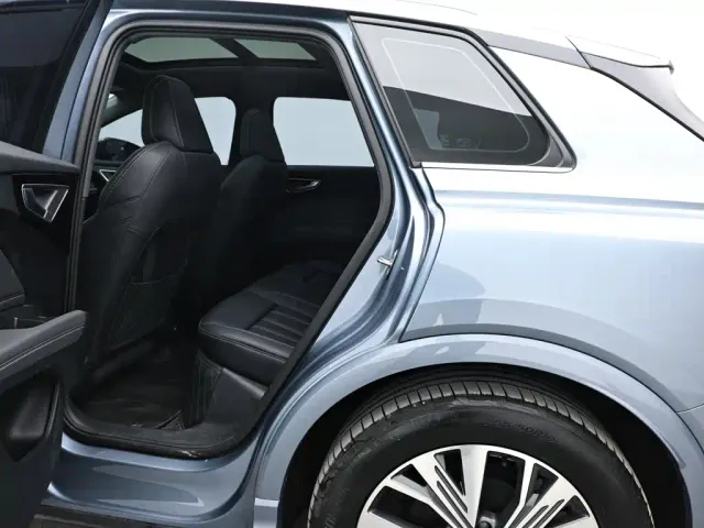 Audi Q4 e-tron — Фото автомобиля 14