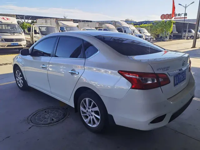 Nissan Sylphy — Фото автомобиля 4