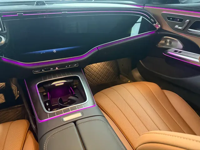 Mercedes-Benz E-Class — Фото автомобиля 16