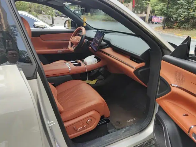Changan Qiyuan Q07 — Фото автомобиля 8