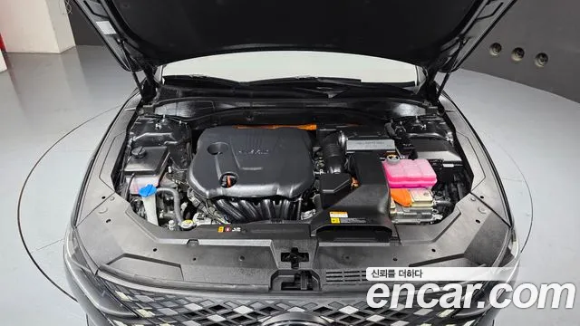 Hyundai Grandeur (New) Hybrid — Фото автомобиля 9