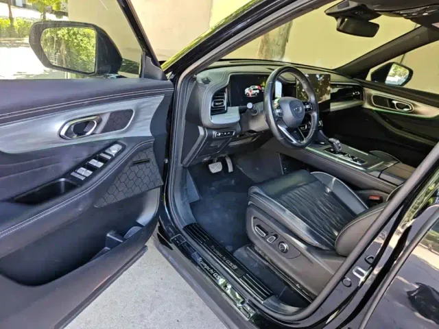 GAC Trumpchi GS8 — Фото автомобиля 15
