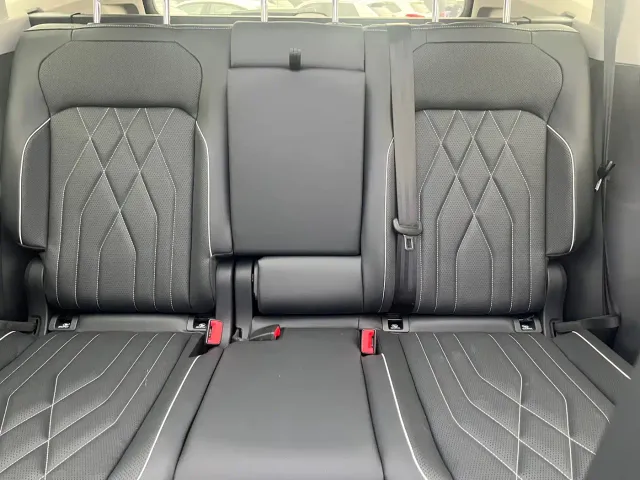 Volkswagen Tiguan L — Фото автомобиля 19