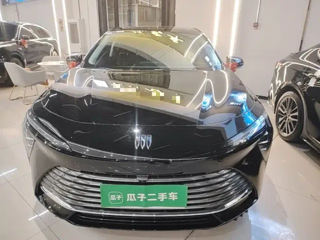 Buick LaCrosse — Фото автомобиля 2