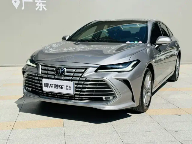 Toyota Avalon — Фото автомобиля 18