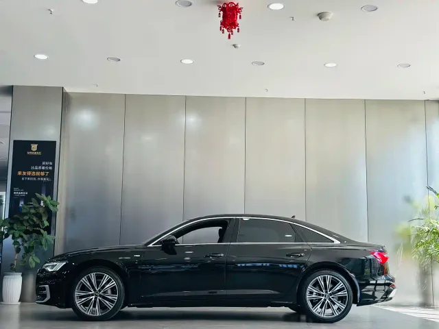 Audi A6L — Фото автомобиля 17
