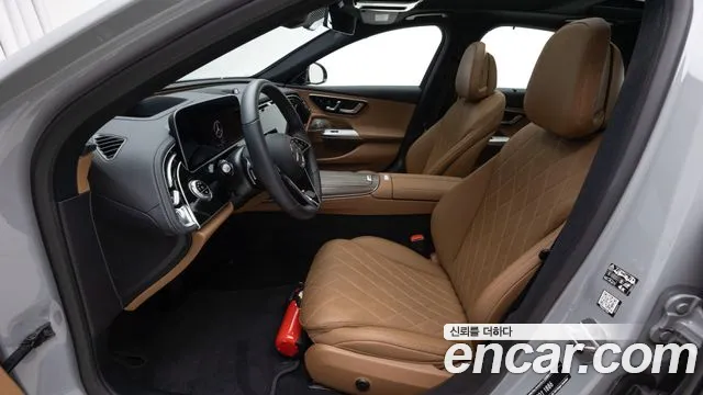 Mercedes-Benz E-Class W214 — Фото автомобиля 10