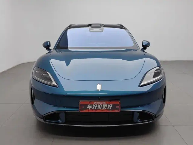 Shangjie Z7T — Фото автомобиля 3
