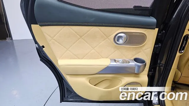 Genesis GV60 — Фото автомобиля 21