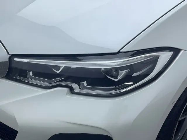 BMW 3 Series — Фото автомобиля 11