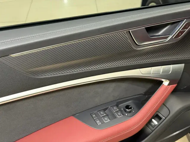 Audi A7L — Фото автомобиля 12